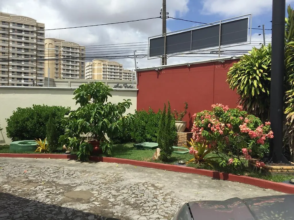 מלון אהבה פורטאלזה Bali Motel (Adults Only)