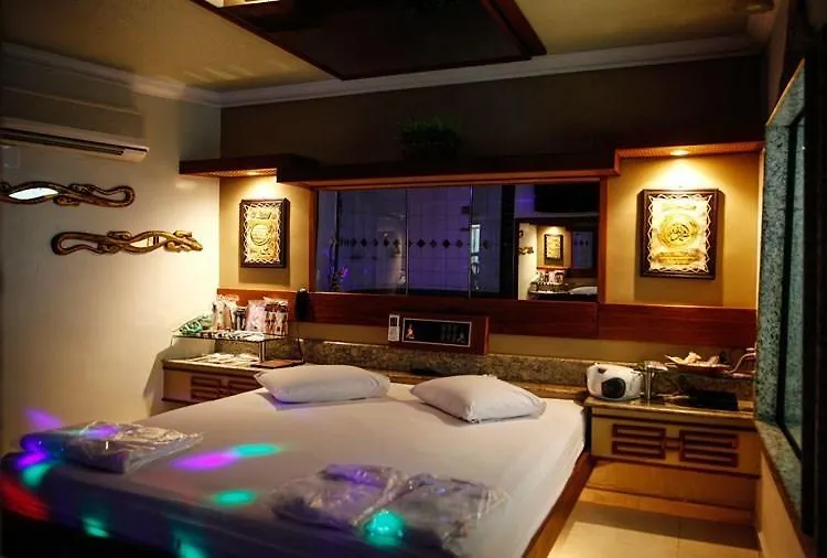 פורטאלזה Bali Motel (Adults Only) מלון אהבה